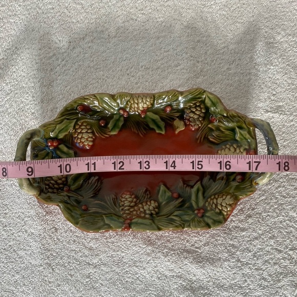 Ceramic Handled Small Platter Red Oblong Shaped Christmas Style w/Holly Border - Picture 2 of 11